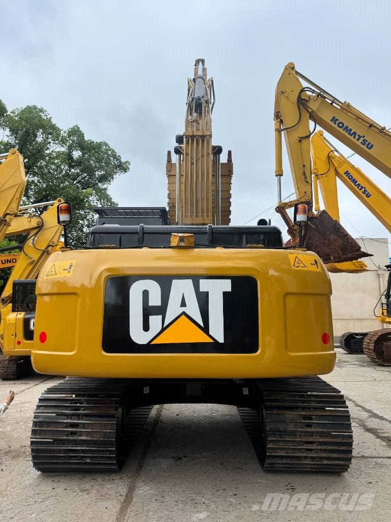 CAT CAT320D Kāpurķēžu ekskavatori