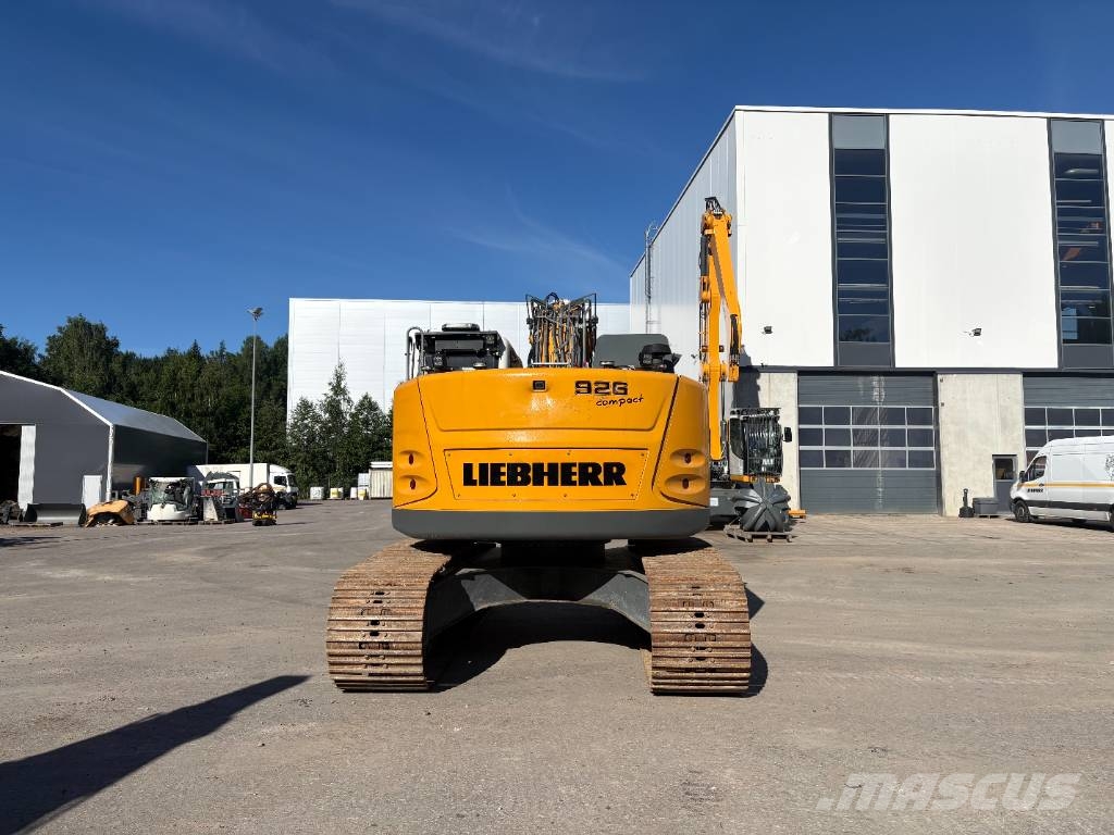 Liebherr R 926 Compact Litronic Rupsgraafmachines