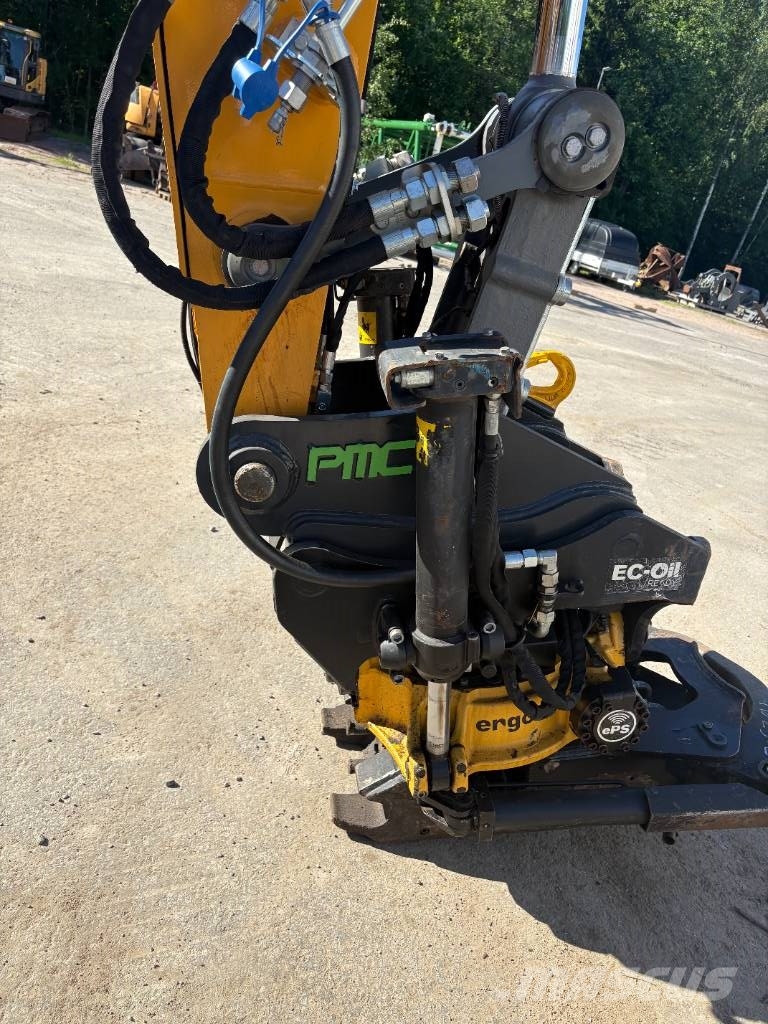 Liebherr R 926 Compact Litronic Rupsgraafmachines