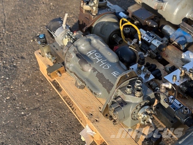 Liebherr A 944 B HD USED HYDRAULIC PARTS COMPLET Гідравліка