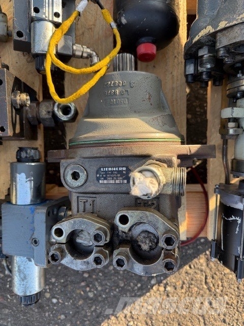 Liebherr A 944 B HD USED HYDRAULIC PARTS COMPLET Гідравліка