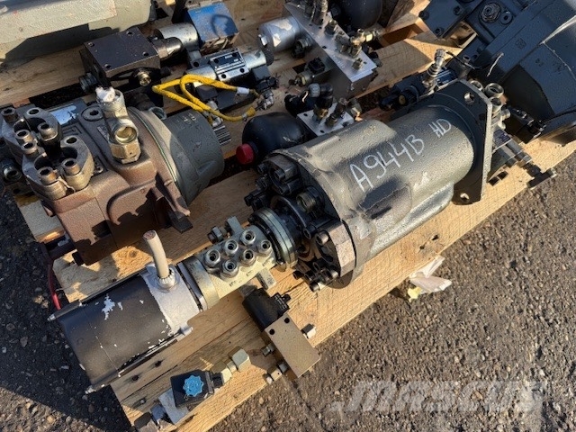 Liebherr A 944 B HD USED HYDRAULIC PARTS COMPLET Гідравліка