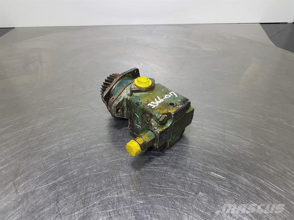 Vickers V210-8W - Gearpump/Zahnradpumpe/Tandwielpomp Hydraulics