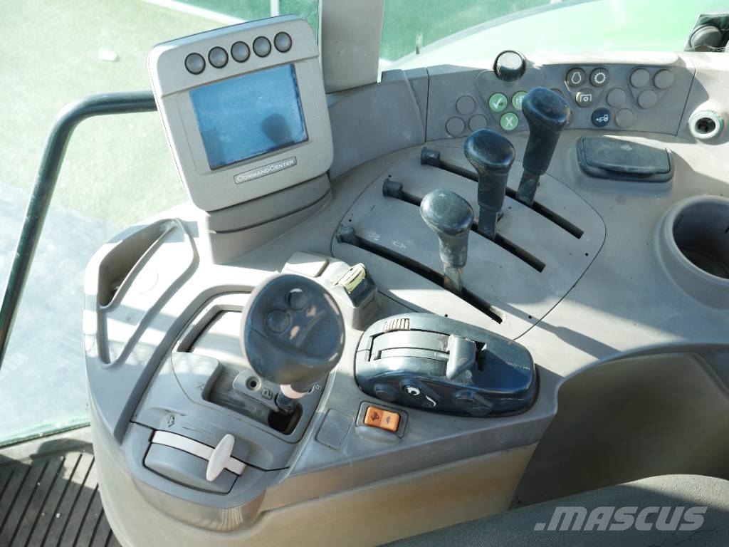 John Deere 6630 Premium Трактори