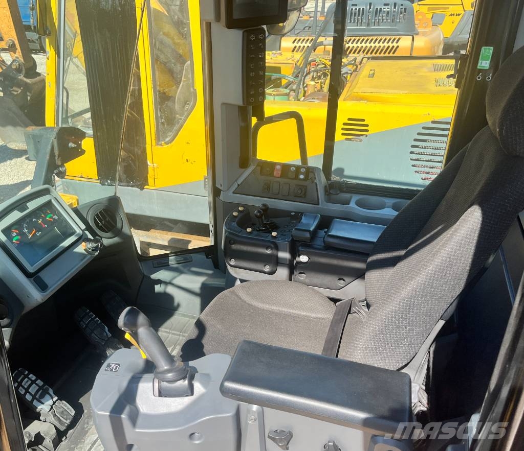 CAT 972 M Rataslaadurid