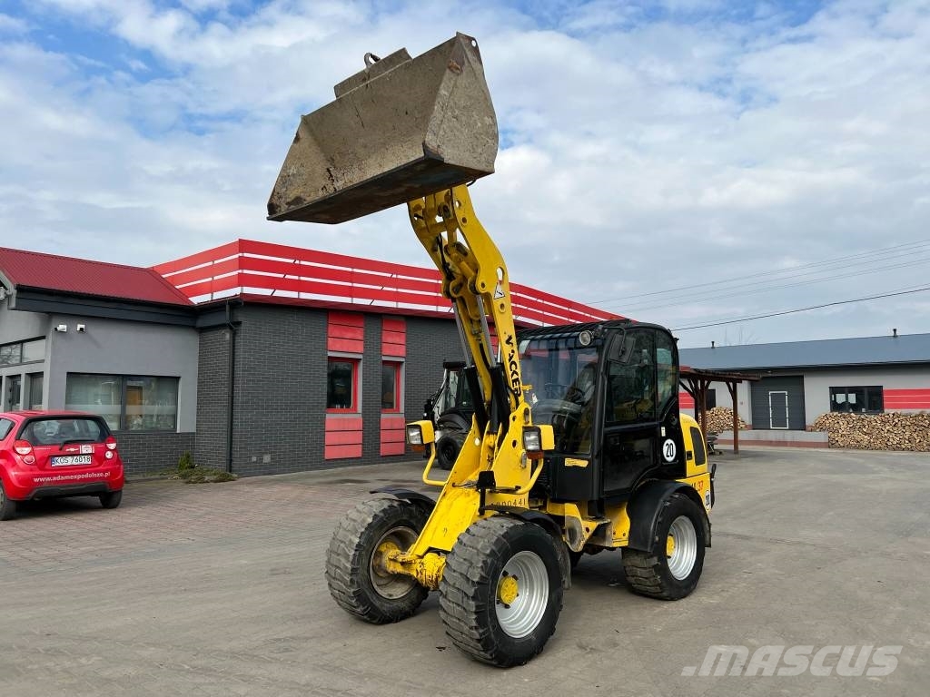 Wacker Neuson WL 37 Kolesové nakladače