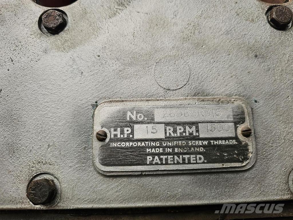 Lister 15 HP OLD SHIPS DIESEL ENGINE WITH REVERSING CLUTC 其他組件