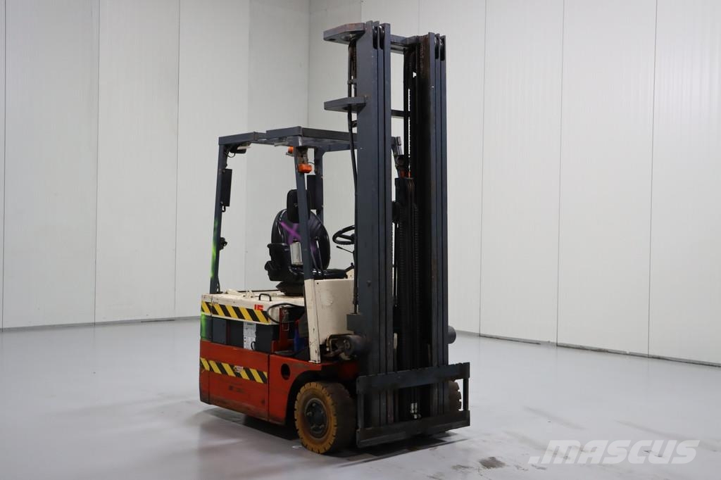 Nissan 1N1L15Q Elektromos targoncák