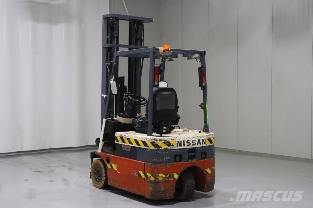 Nissan 1N1L15Q Elektromos targoncák