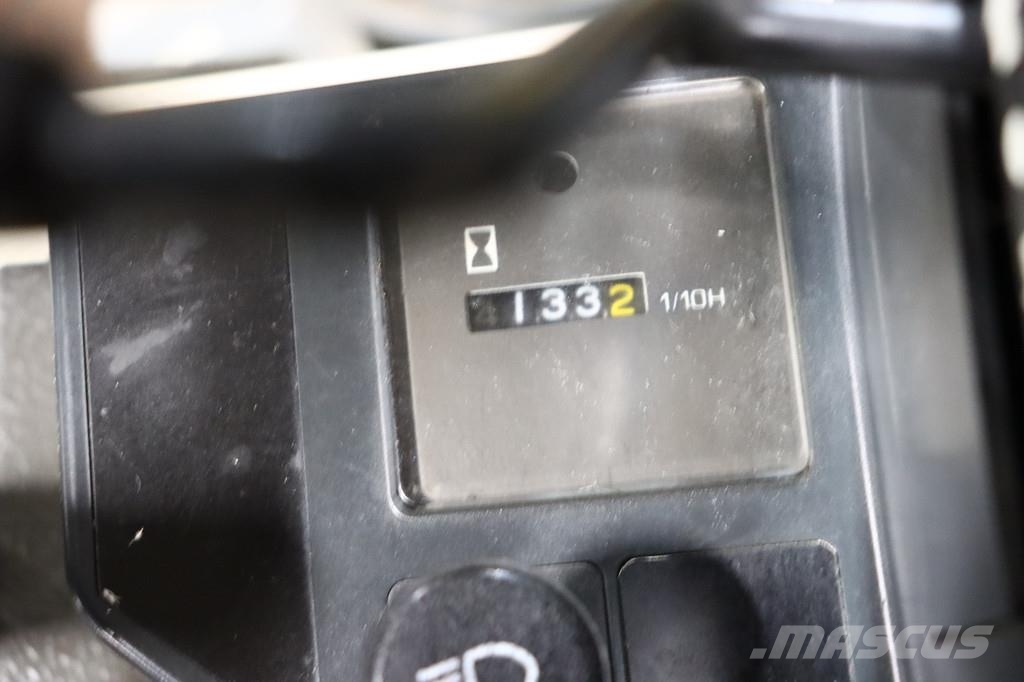 Nissan 1N1L15Q Elektromos targoncák