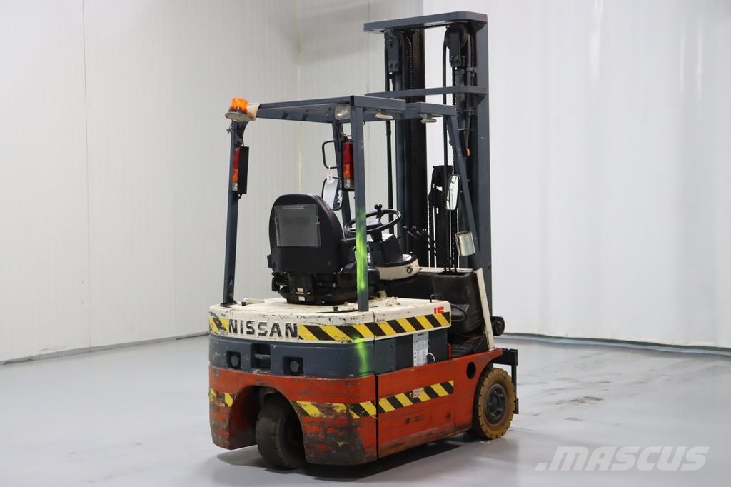 Nissan 1N1L15Q Elektromos targoncák