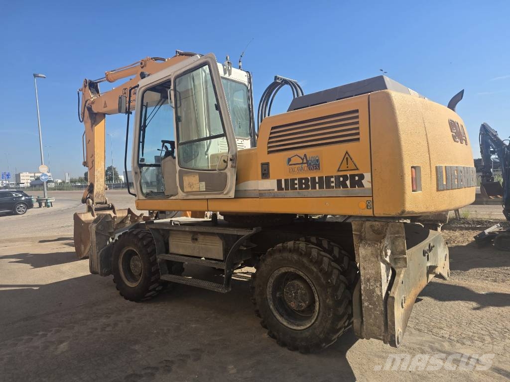 Liebherr 914 litronic حفارات بعجل
