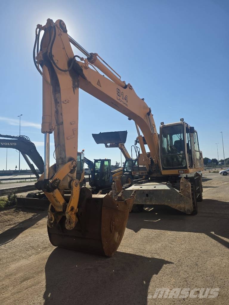 Liebherr 914 litronic حفارات بعجل
