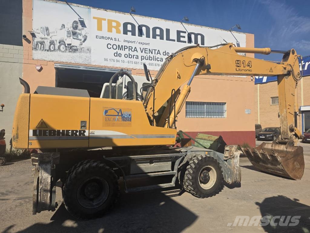 Liebherr 914 litronic حفارات بعجل