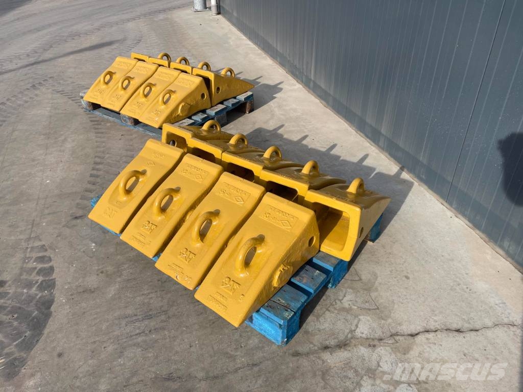 CAT 365 / 374 / 385 / 390 Tips دلاء