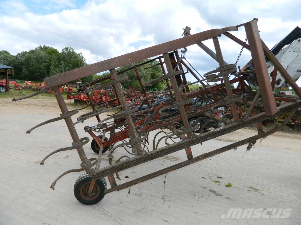 Lilla Harrie 480 Grubber