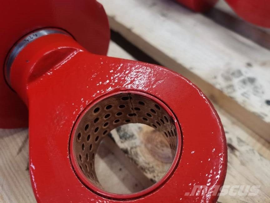 Manitou MT 1337 leveling actuator Booms and arms