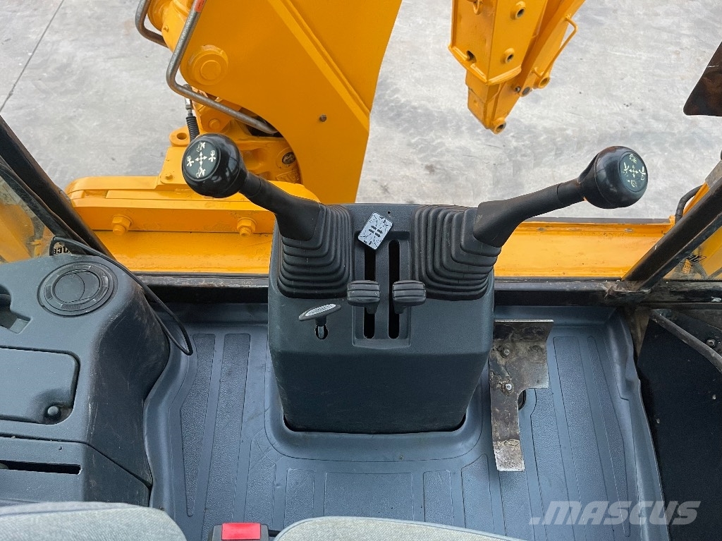 JCB 2 CX Retrocargadoras