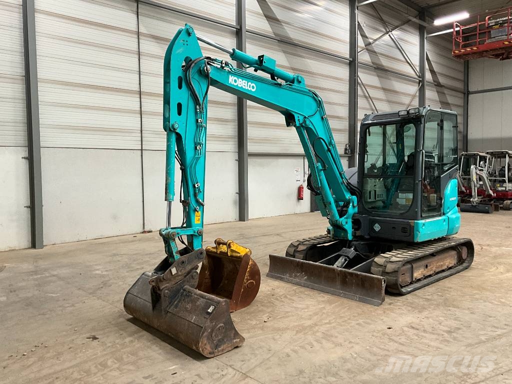 Kobelco SK 55 SRX-6 حفارات صغيرة أقل من 7 طن (حفارات صغيرة)