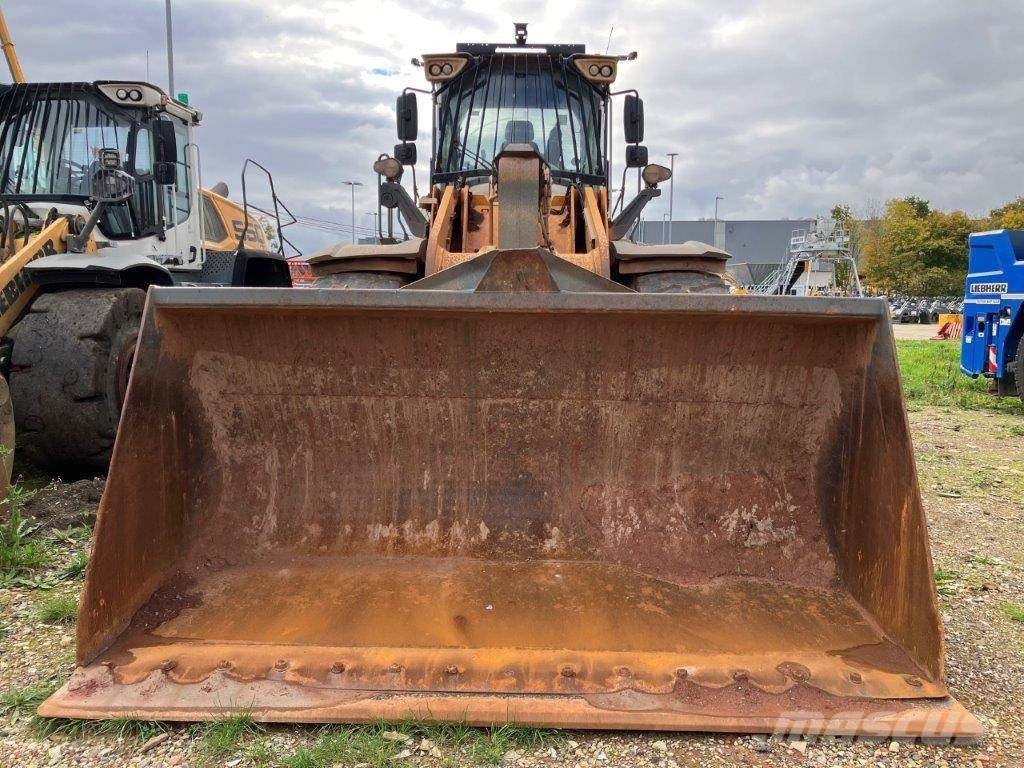 Liebherr L 566 Tekerlekli yükleyiciler