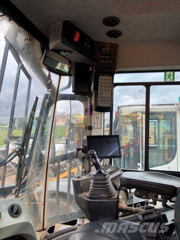 Liebherr L 566 Tekerlekli yükleyiciler