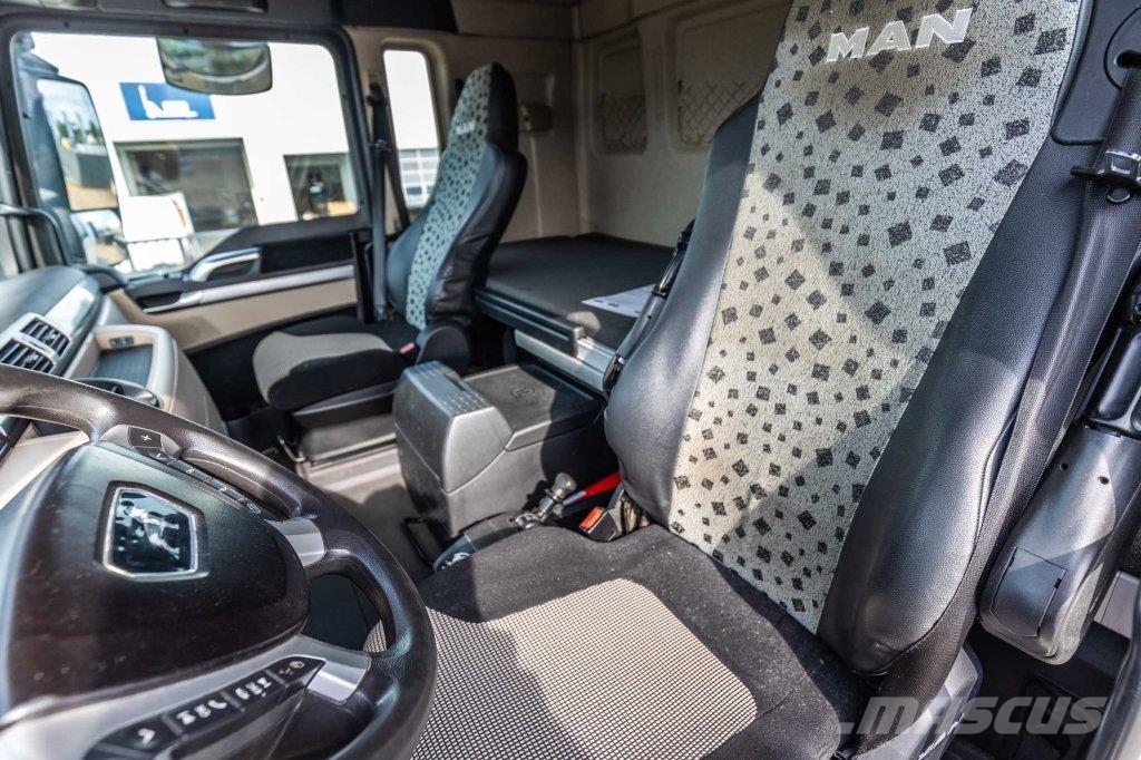 MAN TGX 18.460 XLX+INTARDER Çekiciler