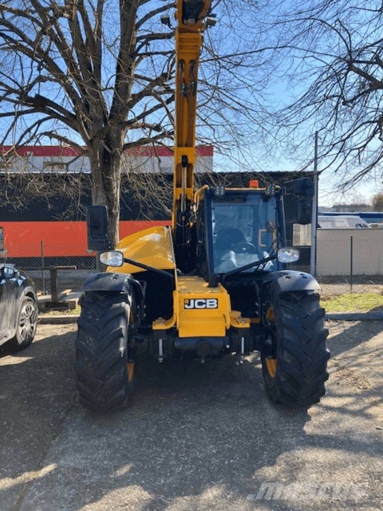 JCB 530-60 Kmetijski teleskopski nakladalci