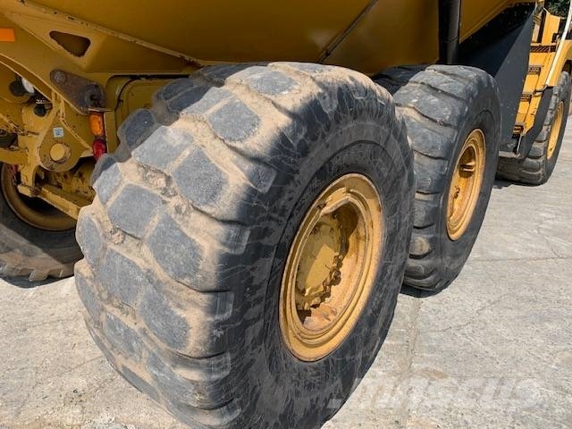 CAT 730 Dúmpers articulados
