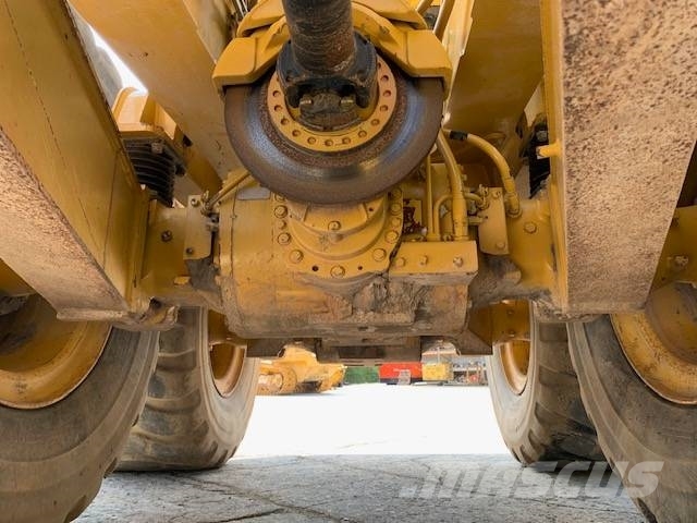 CAT 730 Dúmpers articulados