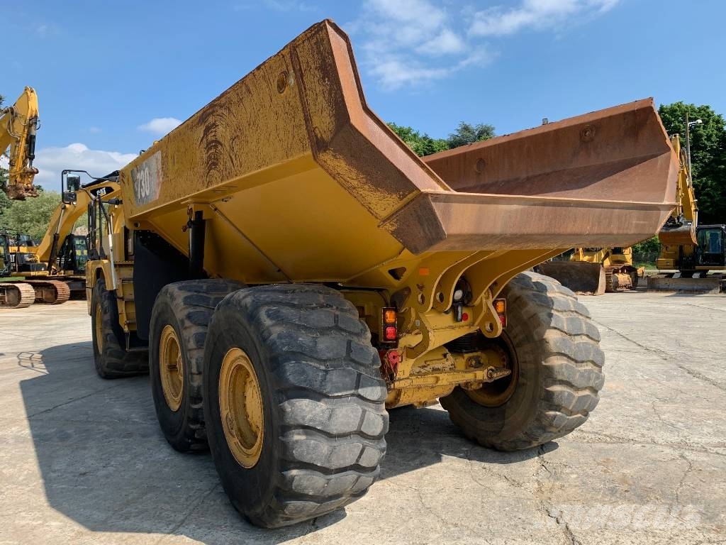 CAT 730 Dúmpers articulados