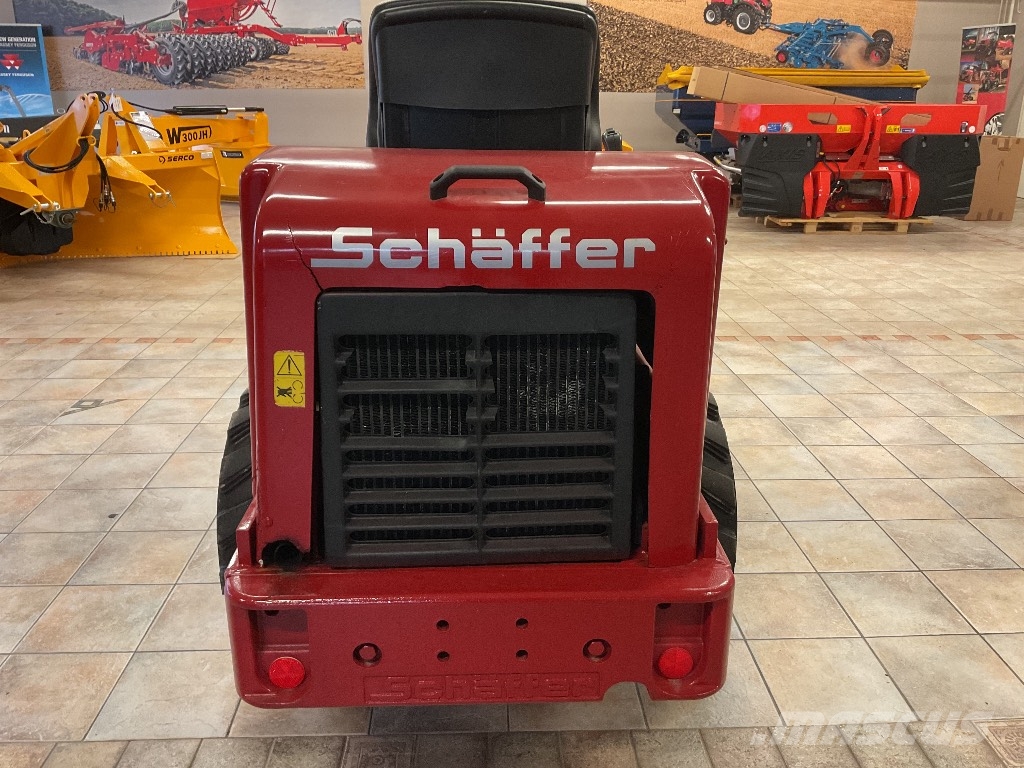 Schäffer 2028 لوادر متعددة الأغراض