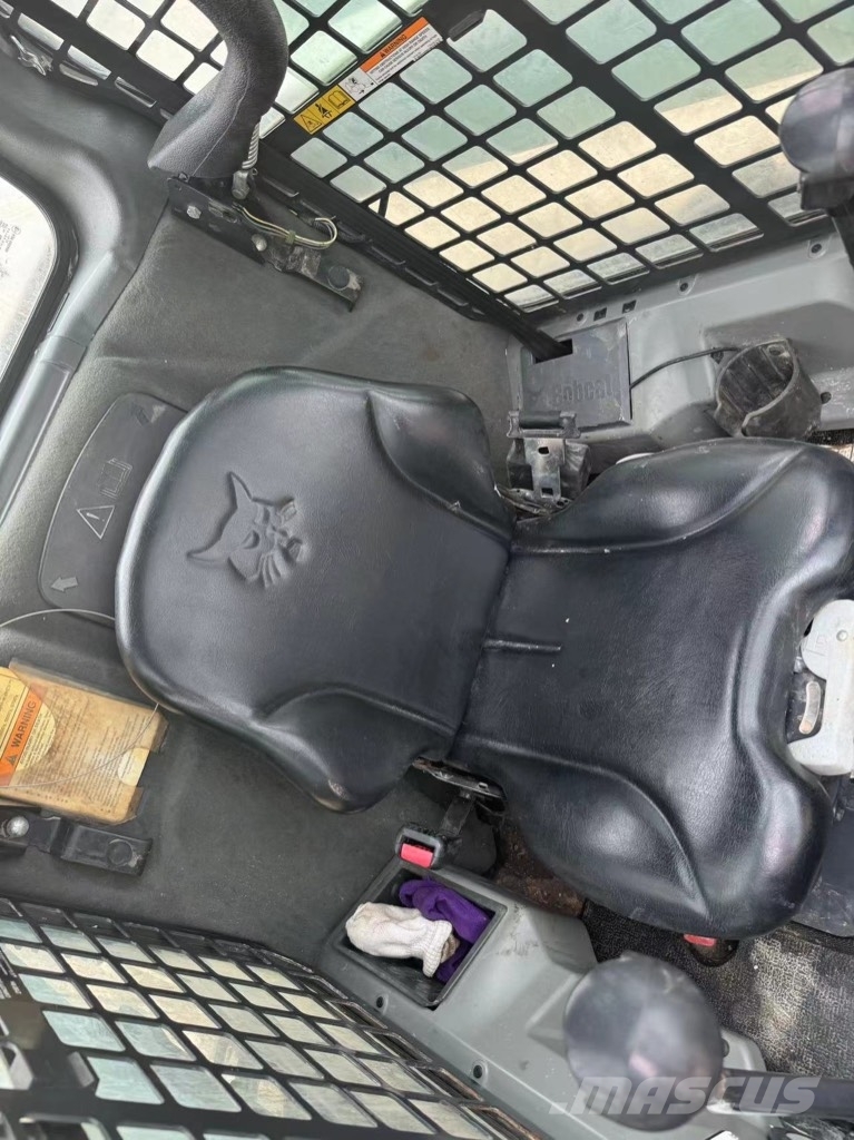 Bobcat S 630 스키드로더