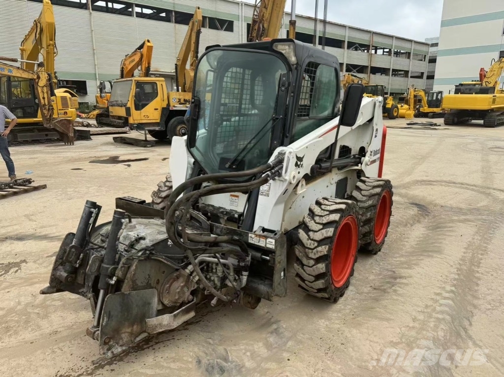 Bobcat S 630 스키드로더