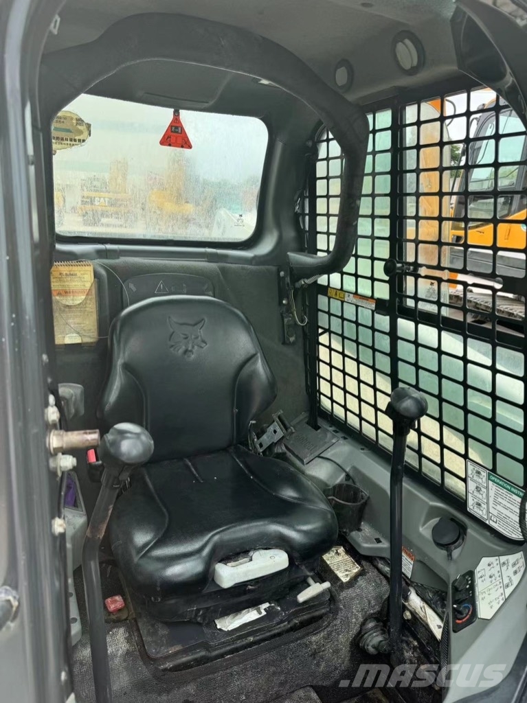 Bobcat S 630 스키드로더