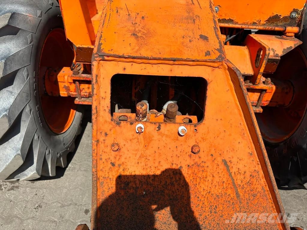 Manitou MT 425 CP مناولات متداخلة
