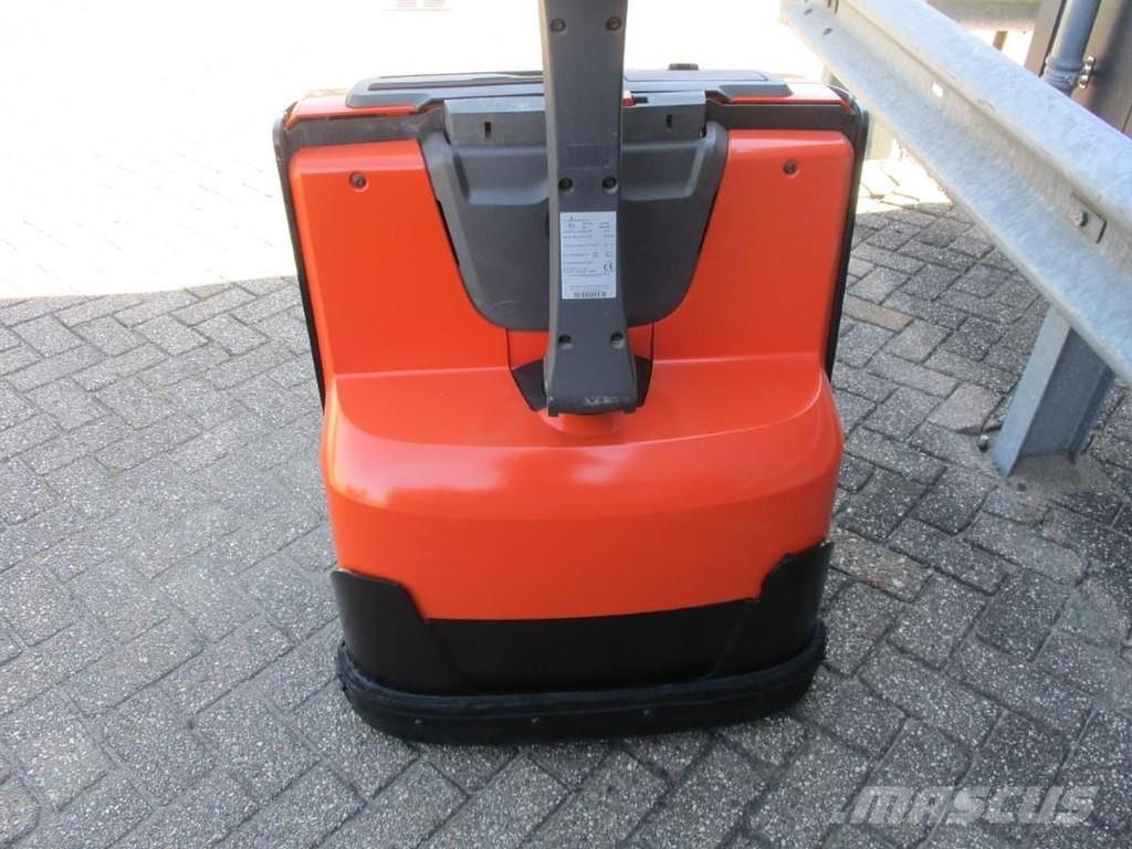 BT LWE160 Lavansiirtotrukit