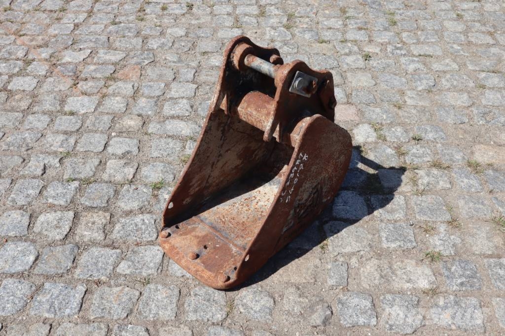 Balde escavação 300 mm Ø30 Rhinox Kašike / Korpe