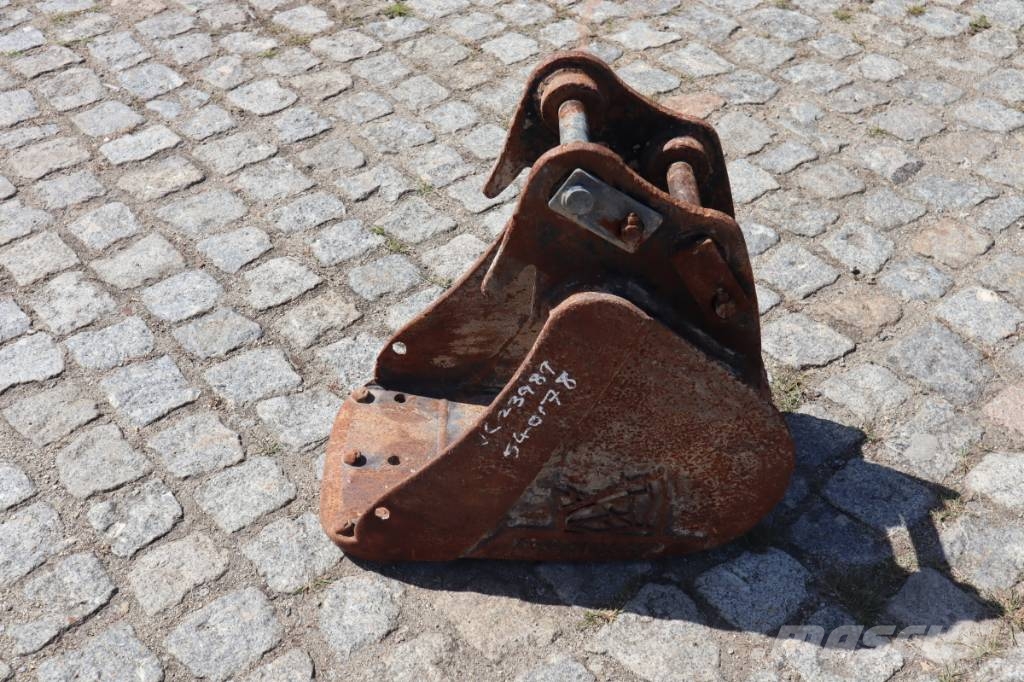 Balde escavação 300 mm Ø30 Rhinox Kašike / Korpe
