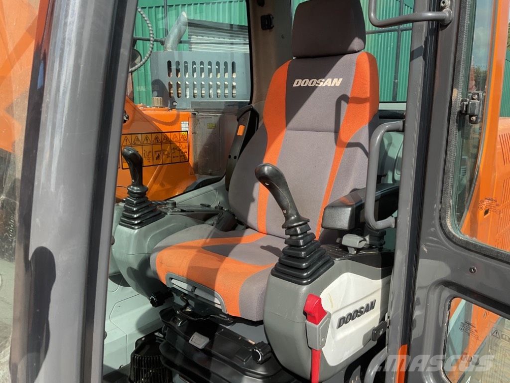 Doosan DX235LCR-5 Excavadoras sobre orugas