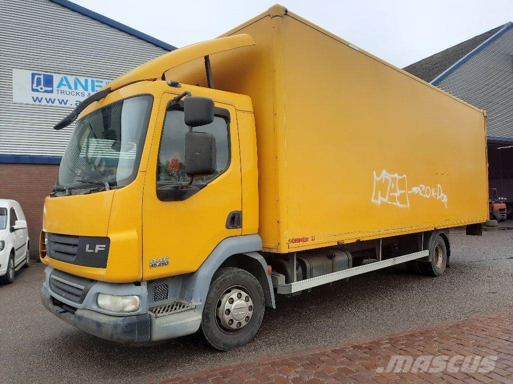 DAF LF45.250 شاحنات ذات هيكل صندوقي