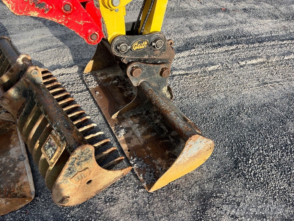 Yanmar SV 26 Mini bageri <7t