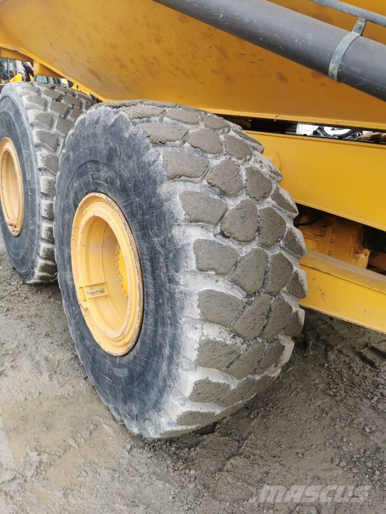 Volvo A 25 G Artikulētie pašizgāzēji