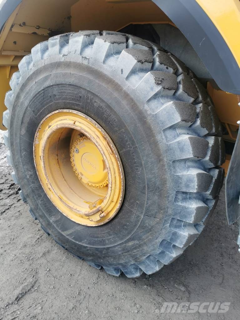Volvo A 25 G Artikulētie pašizgāzēji