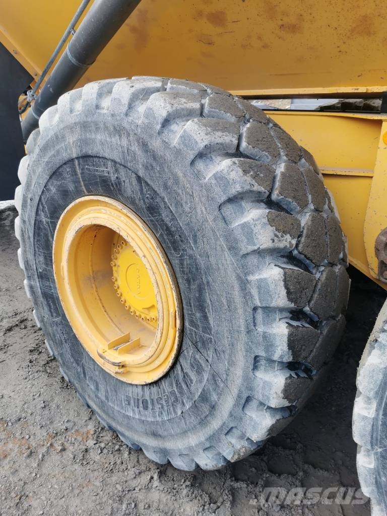Volvo A 25 G Artikulētie pašizgāzēji