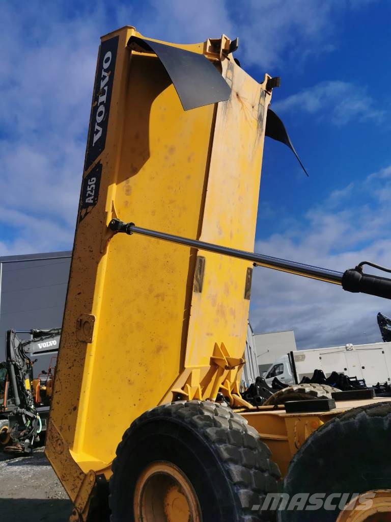 Volvo A 25 G Artikulētie pašizgāzēji