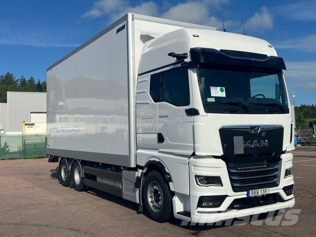 MAN TGX / TGS/TGM färdiga lagerbilar och chassier 平板车