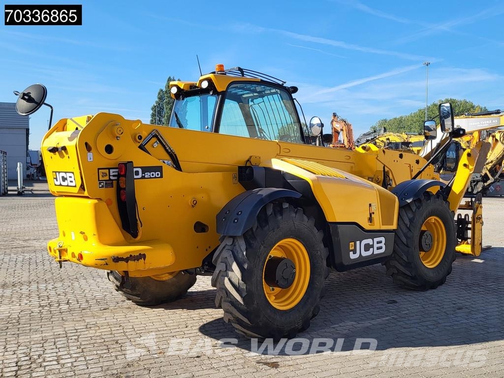 JCB 540-200 A/C - Sway Verreikers