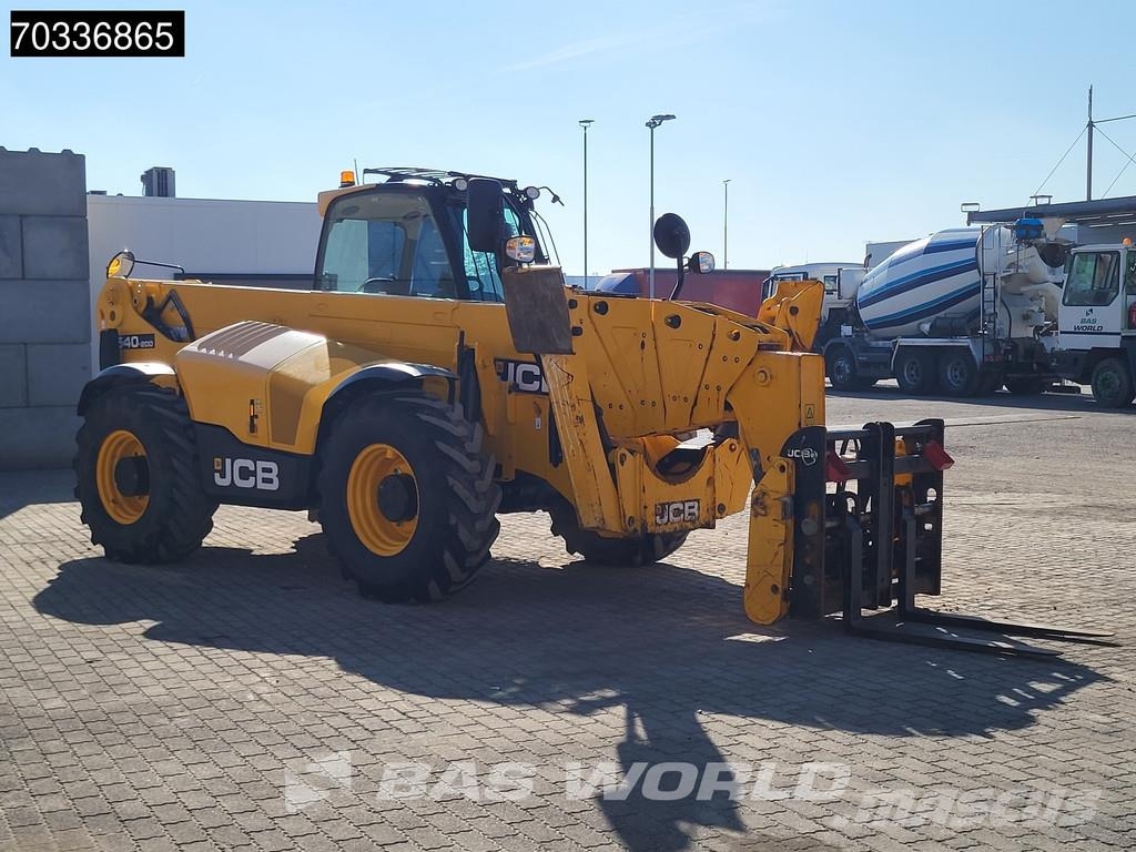 JCB 540-200 A/C - Sway Verreikers