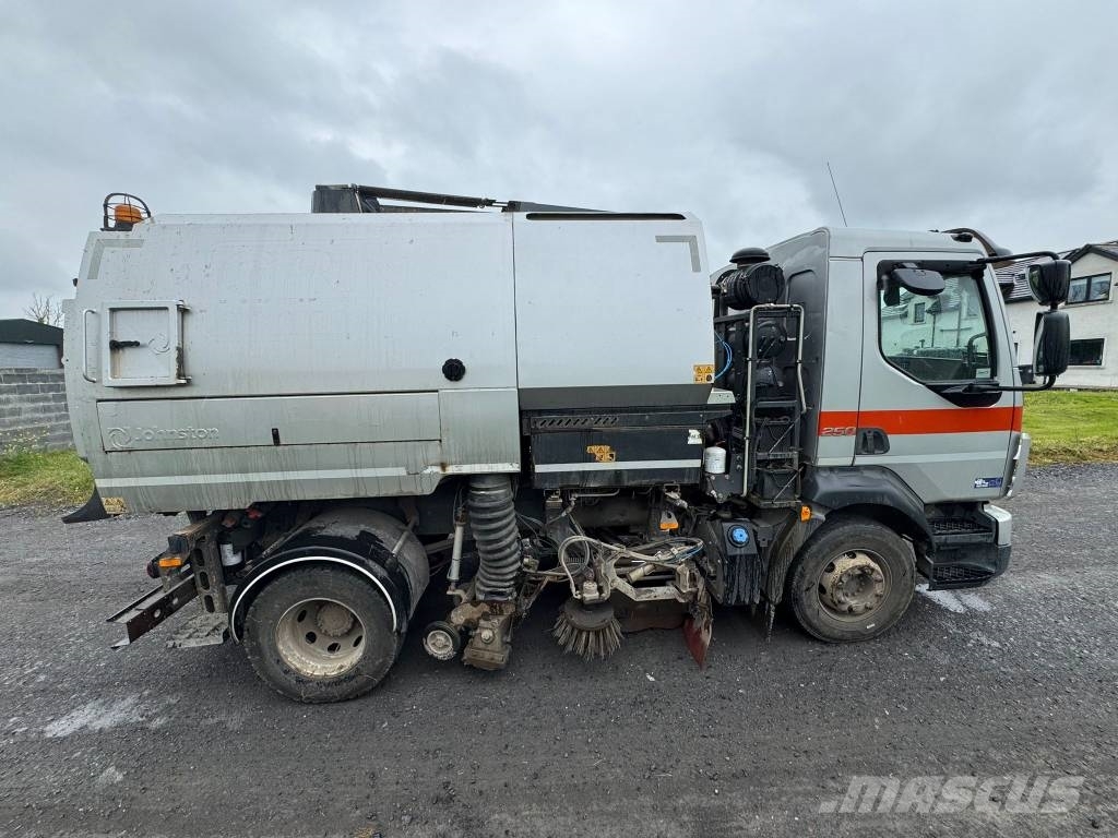 Volvo FL 250 Johnston VT652 Süpürme kamyonları