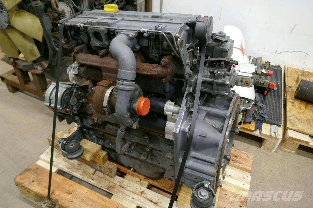 Volvo L40 Motor VOE9002810933 Motoren